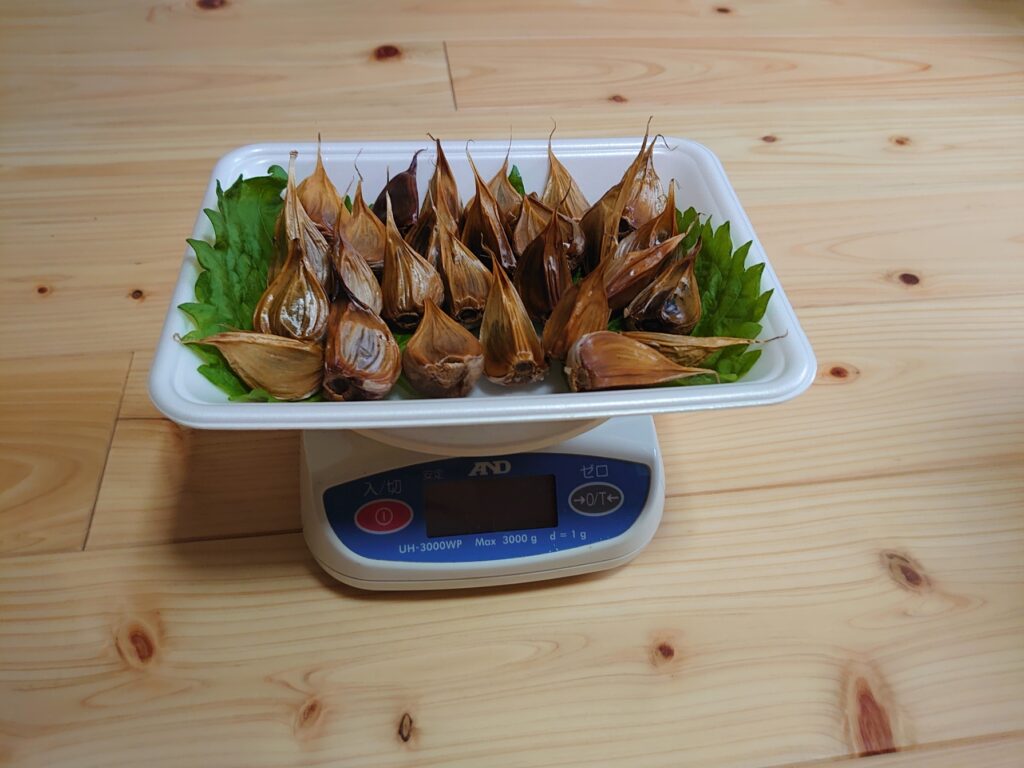 純国産(熊本産)完熟黒ニンニクです